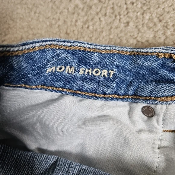 American Eagle Denim Mom Shorts 8 - Picture 7 of 8